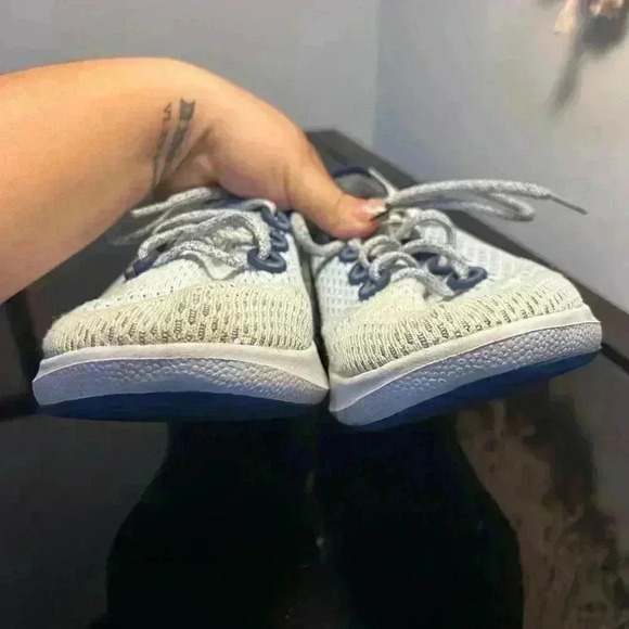 Allbirds Women's TD Tree Dasher Running Shoe Size 9  Sneaker White Blue Knit - Picture 7 of 9